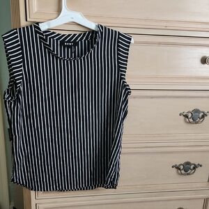 DKNY Black and White Sleeveless Muscle Tee